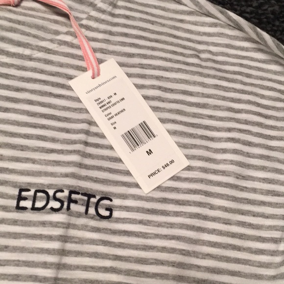 NWT Woman's Vineyard Vines shirt - Picture 4 of 5